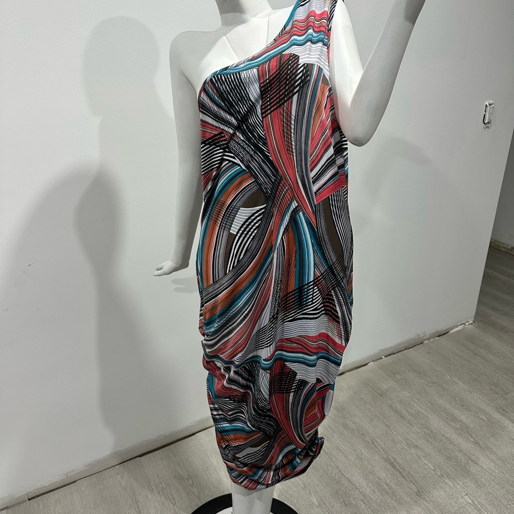 One-Shoulder Multicolor Wave-Print Dress